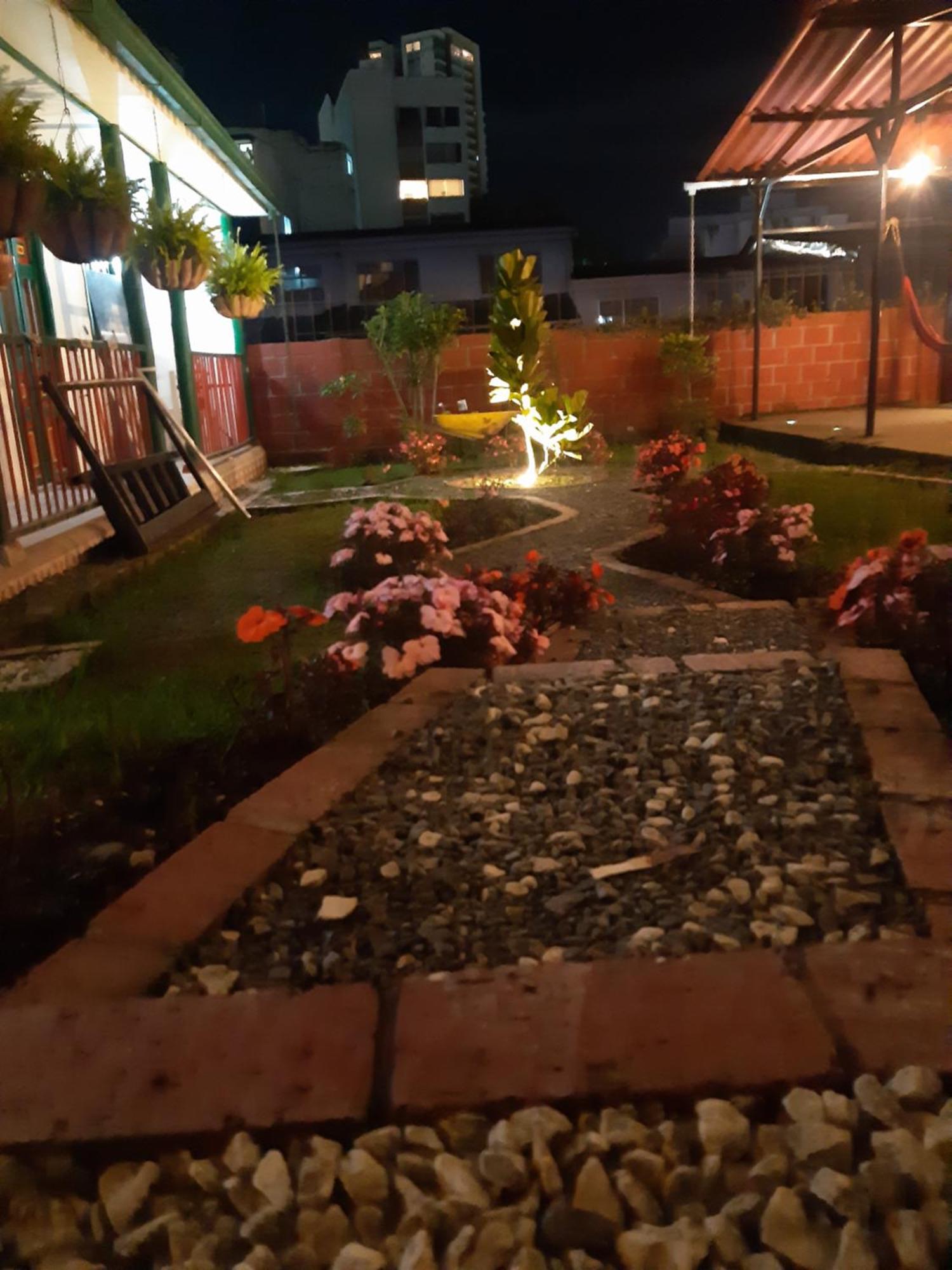Ayenda Mountain Hostels Manizales Exterior foto